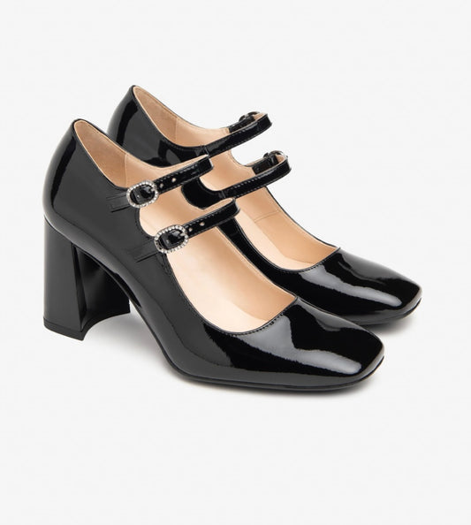 Nerogiardini black patent leather shoes