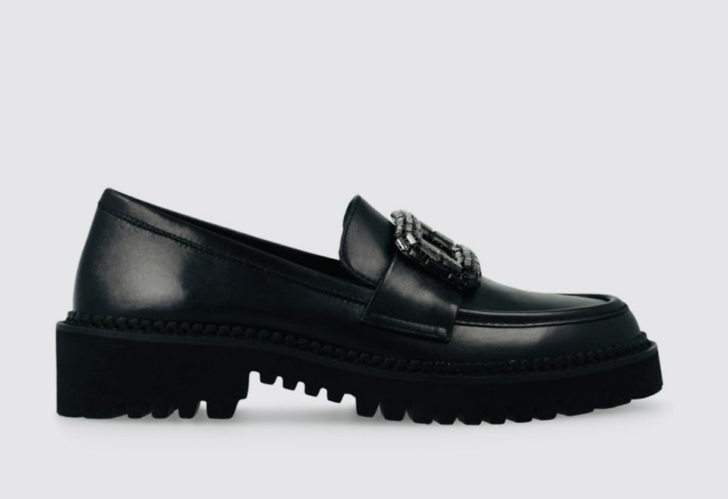 Lodi black leather loafer