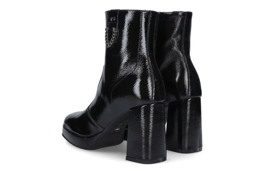 Nerogiardini black patent leather ankle boots