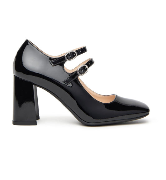 Nerogiardini black patent leather shoes