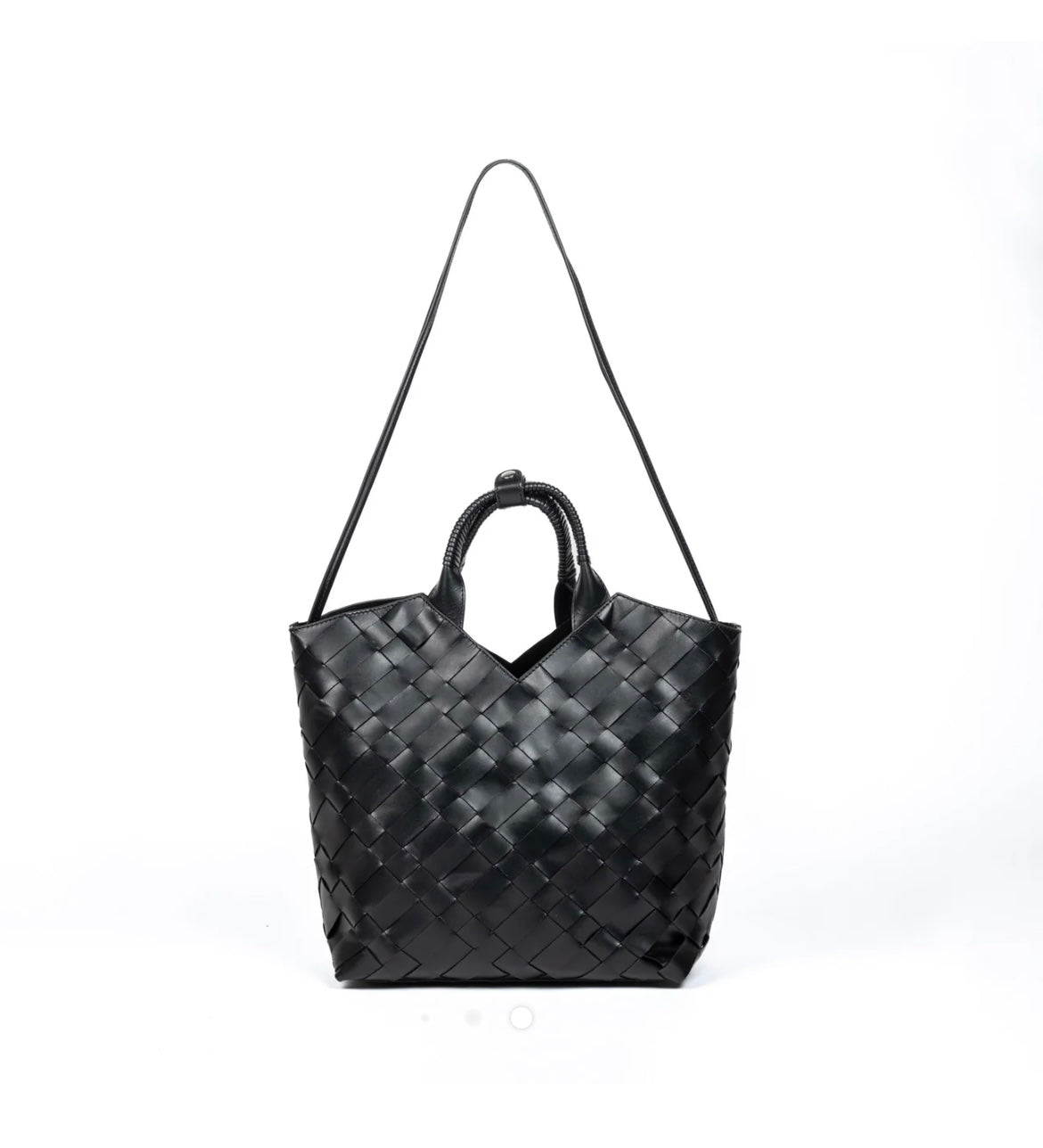 ALĒO black shopper