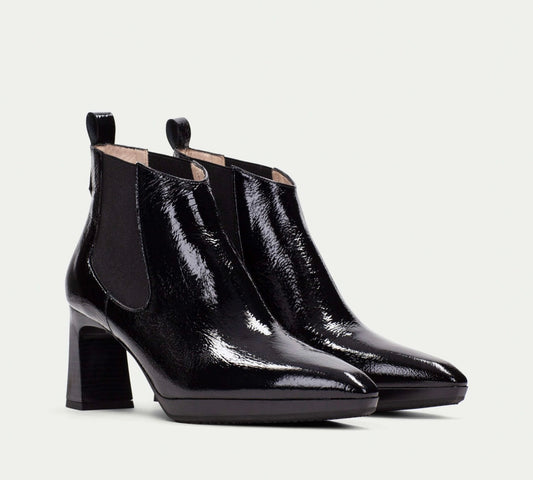 Hispanitas black  patent leather ankle boots